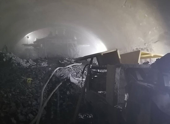 混凝土濕噴機(jī)在隧道初期支護(hù)施工中廣泛使用