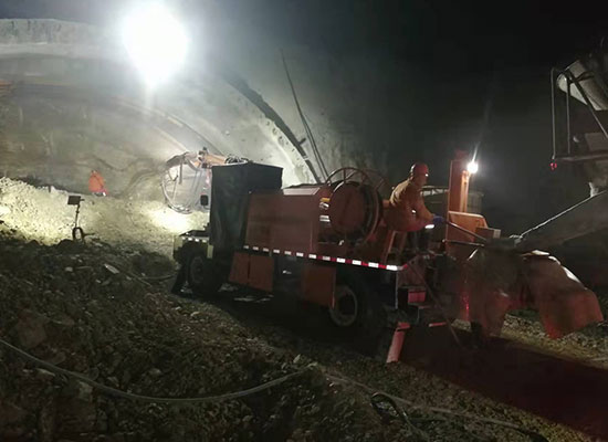 隧道濕噴臺車機械手施工視頻